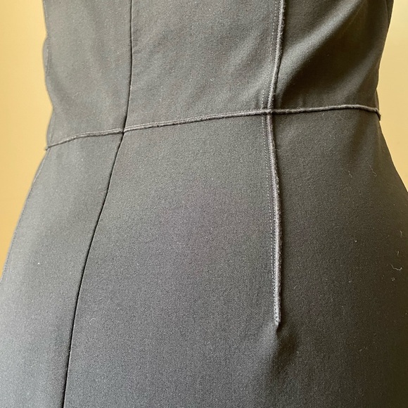 Ann Taylor size 6 Suit Dress Black Wool, beautiful seam work/ bra strap holder - Picture 3 of 6